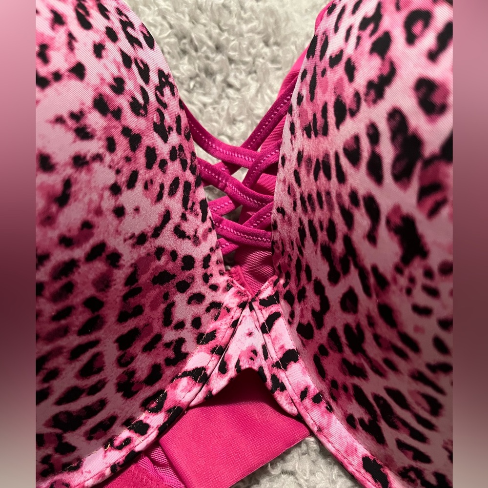 Torrid size 46DD new with some tags
